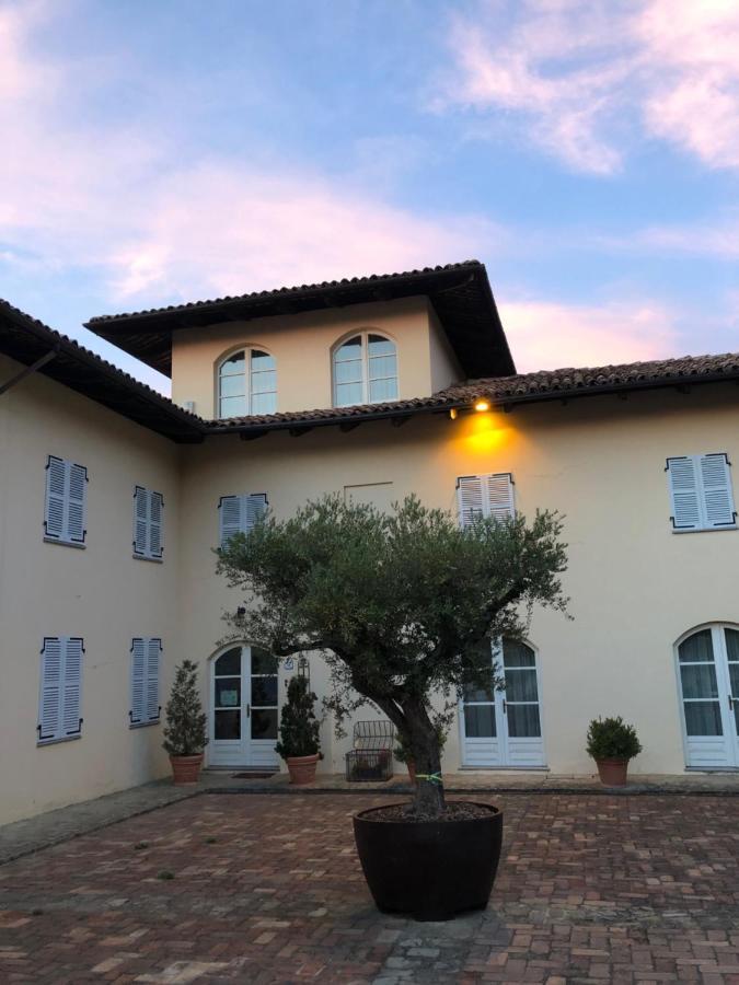 Agriturismo La Casa In Collina Canelli Eksteriør bilde