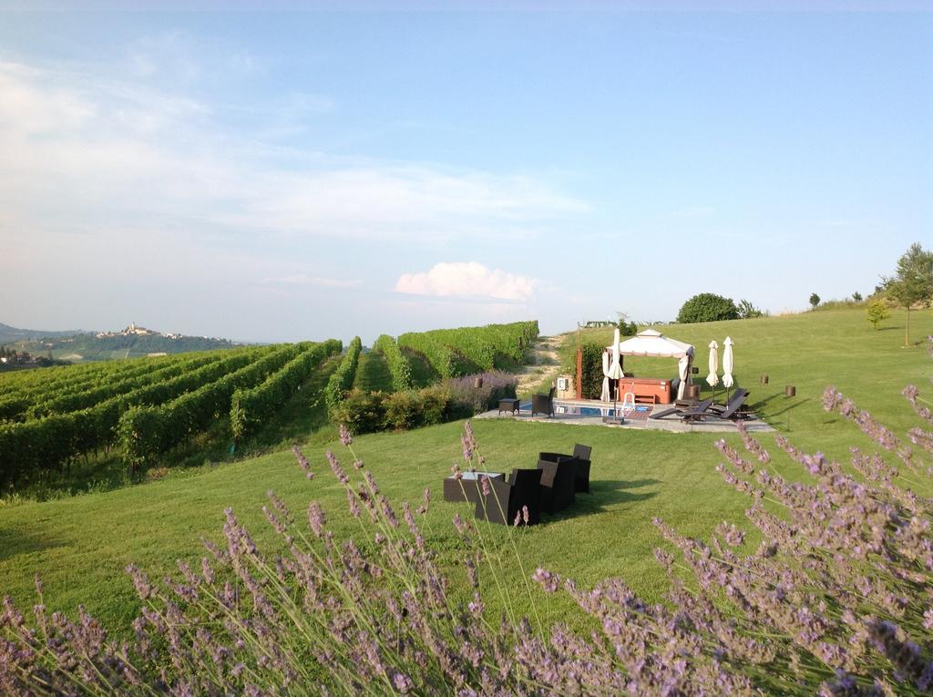 Agriturismo La Casa In Collina Canelli Eksteriør bilde